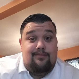 Meet your Posher, Lewis